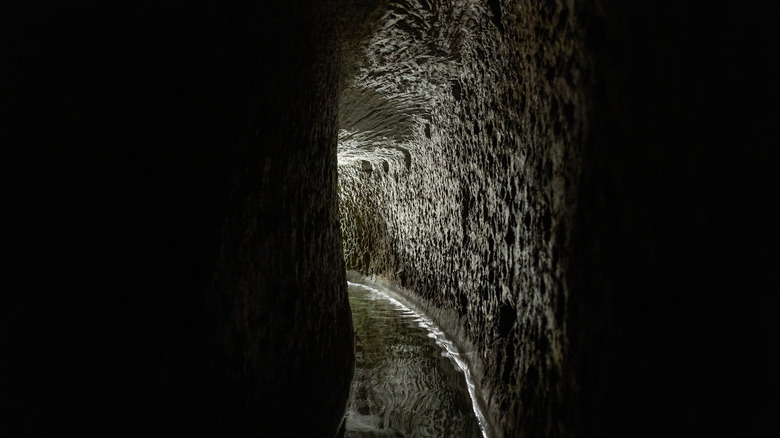 labyrinth of tunnels that snake underneath the entire old town