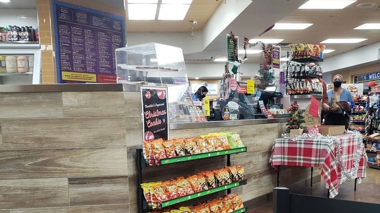Inside Ike's Love & Sandwiches