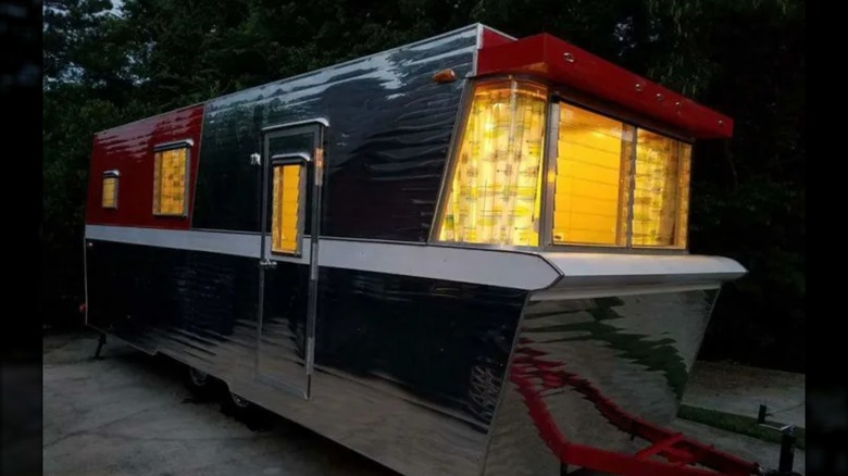 CH Camper RetroLiner