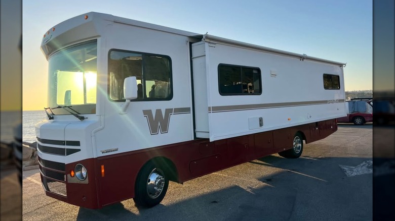 a 2015 Winnebago Brave parked outdoors