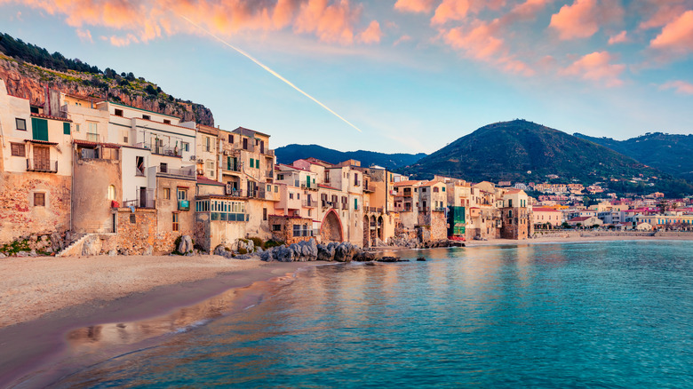 Cefalù beach