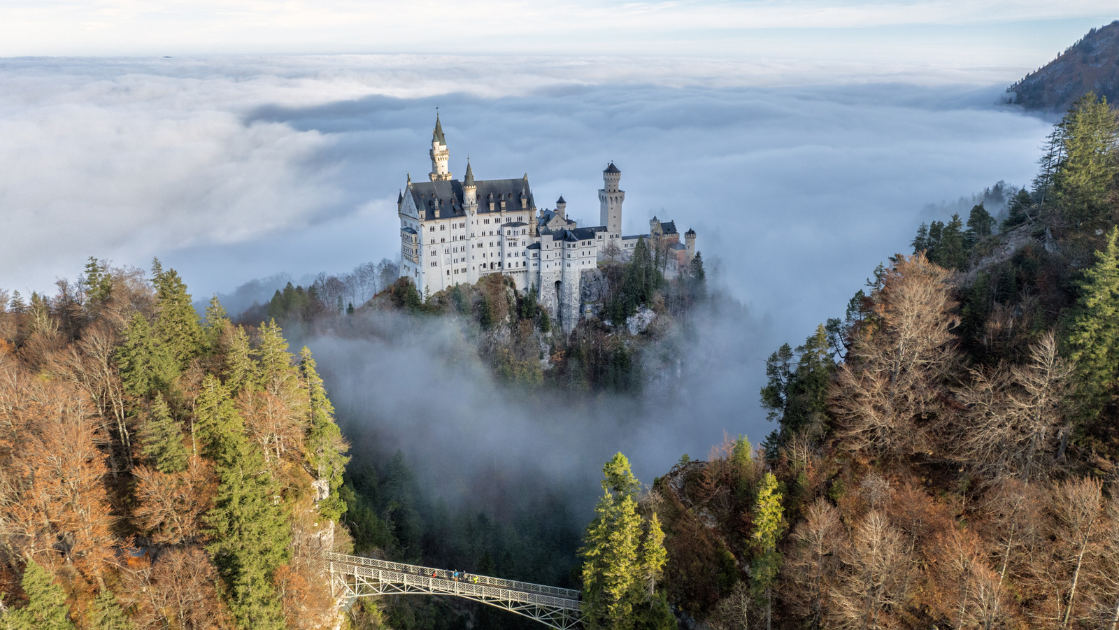 Rick Steves Reveals The Major Difference Between The Types Of