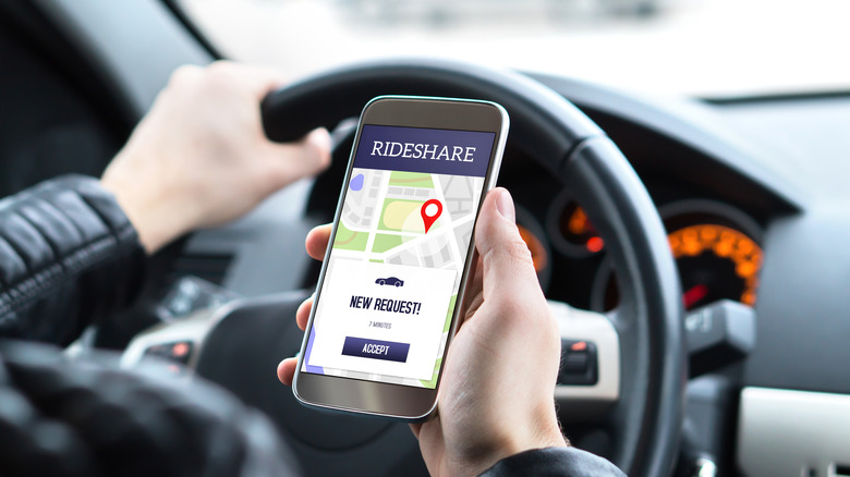 Driver using rideshare app