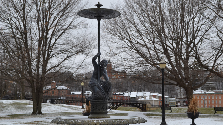 Galena, Illinois statue