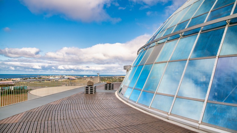 Top of a dome