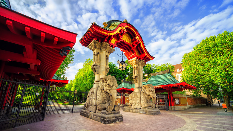 Elephant arch entrance to Berlin Zoo