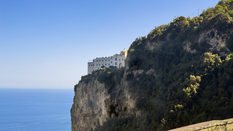 Monastero Santa Rosa Hotel & Spa
