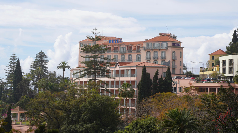 Reid's Palace from afar