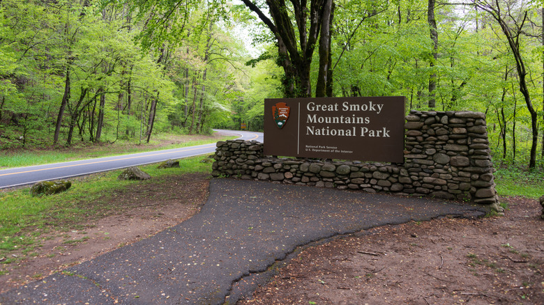 Great Smoky Mountains National Park sign