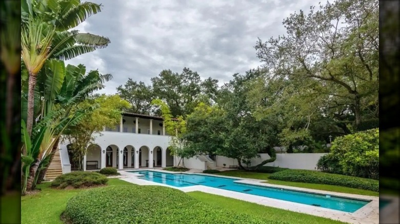 Miami, Florida Airbnb with a pool