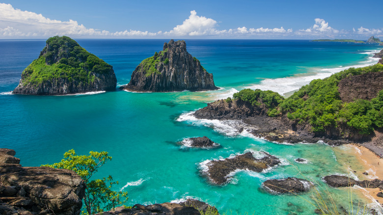Wide angle shot of baía dos porcos and Cacimba do Padre in Fernando de Noronha Brazil.