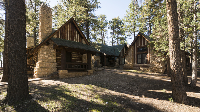 Cabins at The Lodge at Bryce Canyon