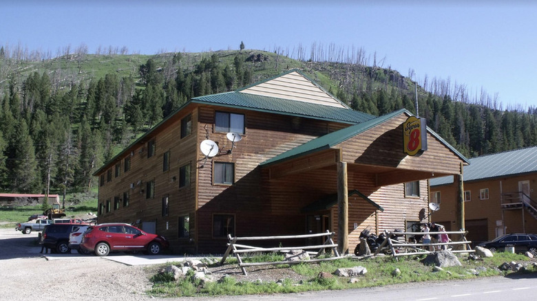 A shot of the Super 8 in Cooke City