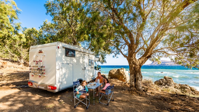 Campers at Coast at Sun  
