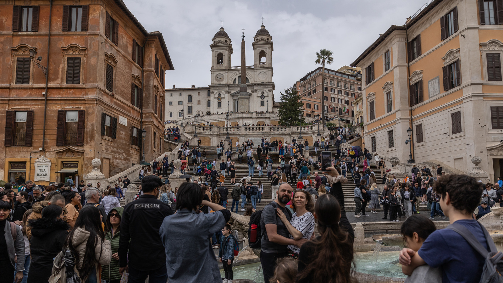 The Best Ways To Avoid Being What Rick Steves Calls The 'Ugly Tourist'