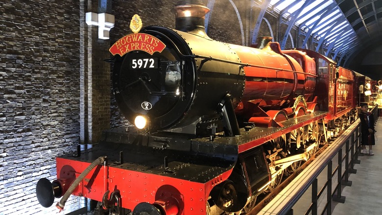 Warner Bros. Tour Hogwarts Express