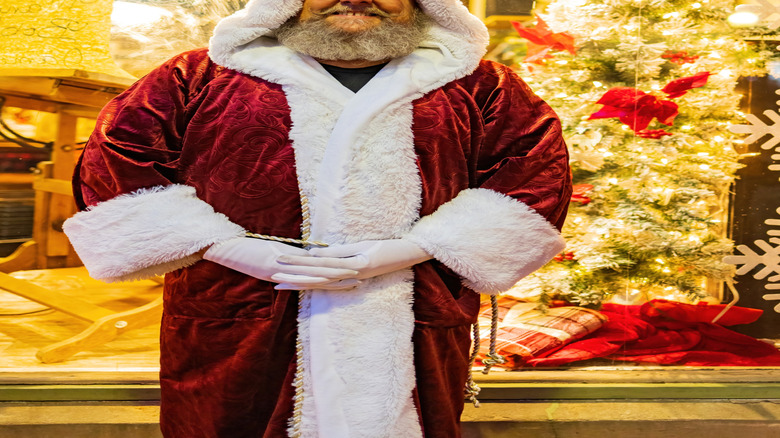 A guy dressed like Santa in Guthrie