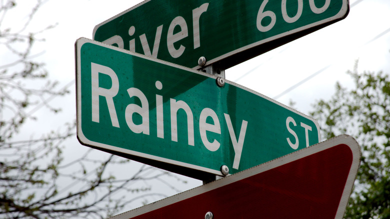 street sign for Rainey Street