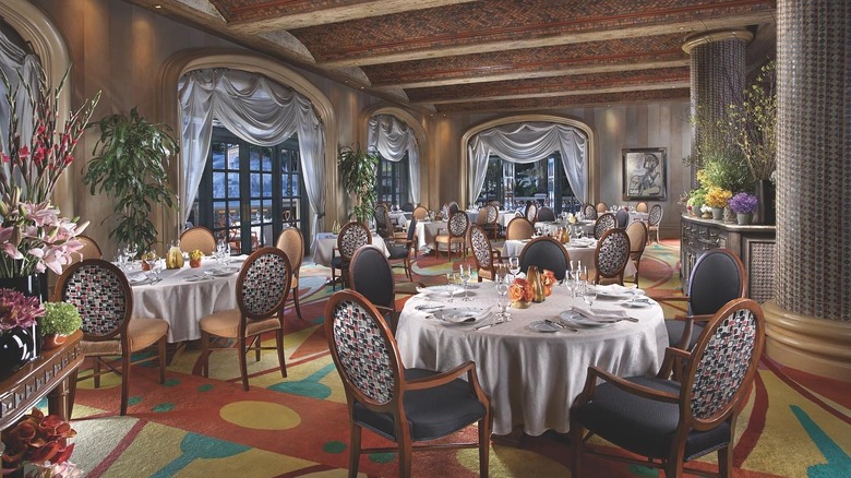 picasso interior dining room