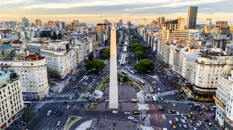 Obelisk in the central city of Buenos Aires