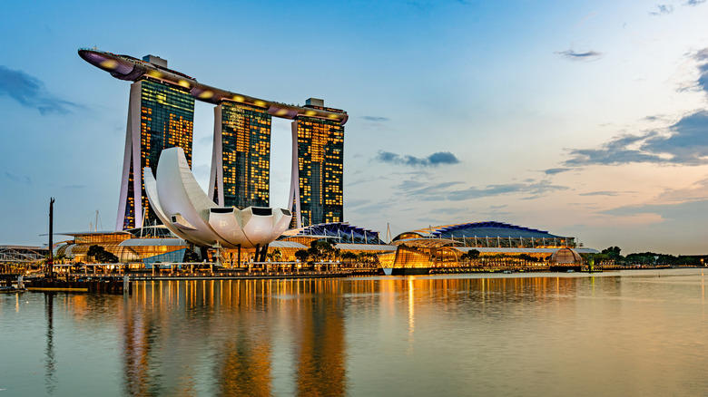 Marina Bay Sands Hotel in Singapore at sunset.