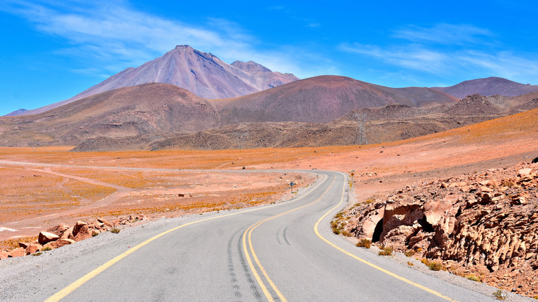 Pan American Highway passing through the Atacama Desert, Chile