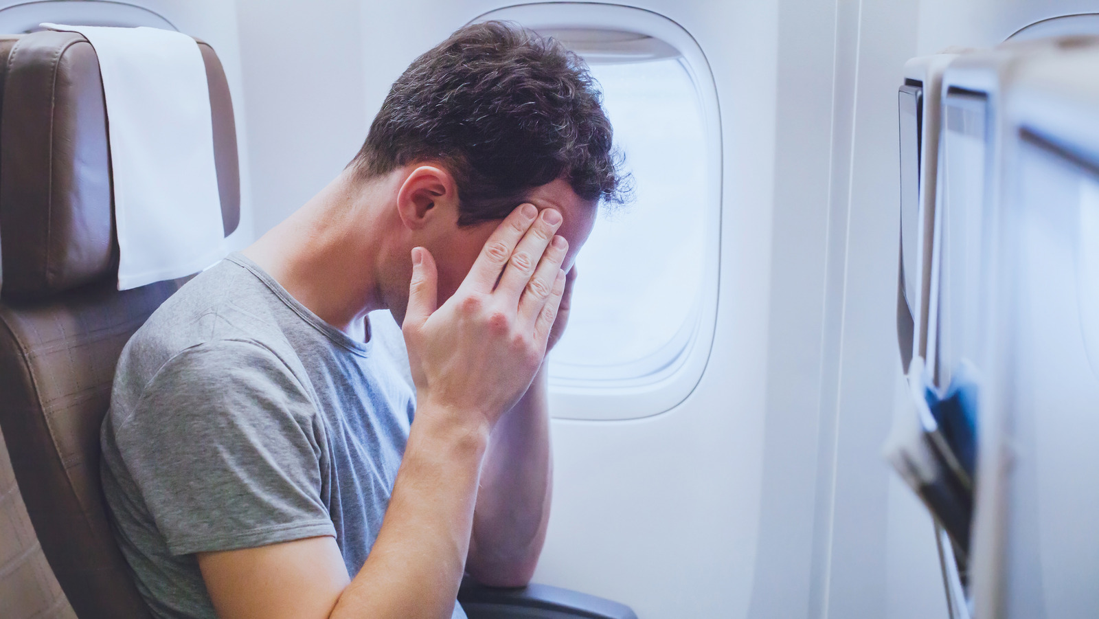 The Most Bizarre Effects Travel Has On The Human Body
