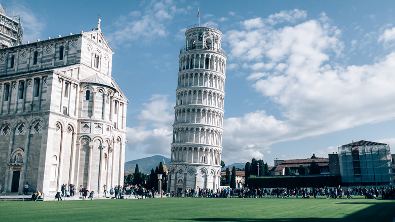 Leaning Tower of Pisa by day
