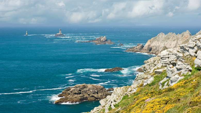 The coastline along La Pointe du Raz