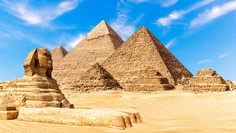pyramids of giza