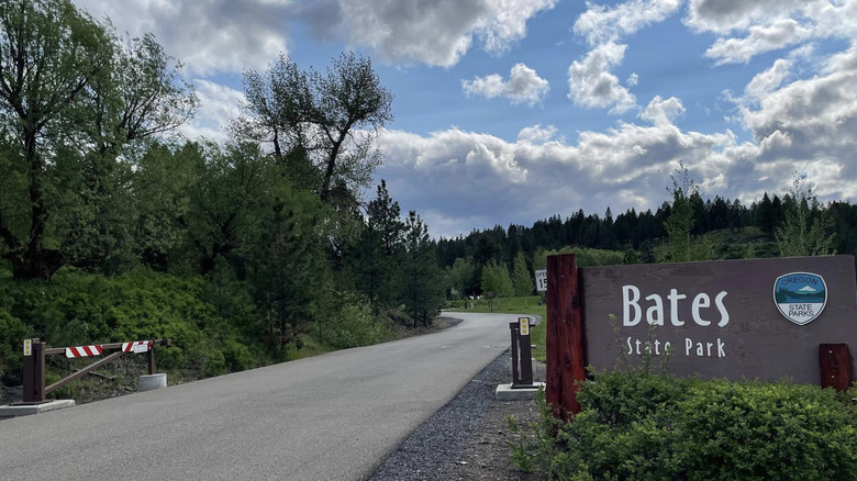 Bates State Park entrance