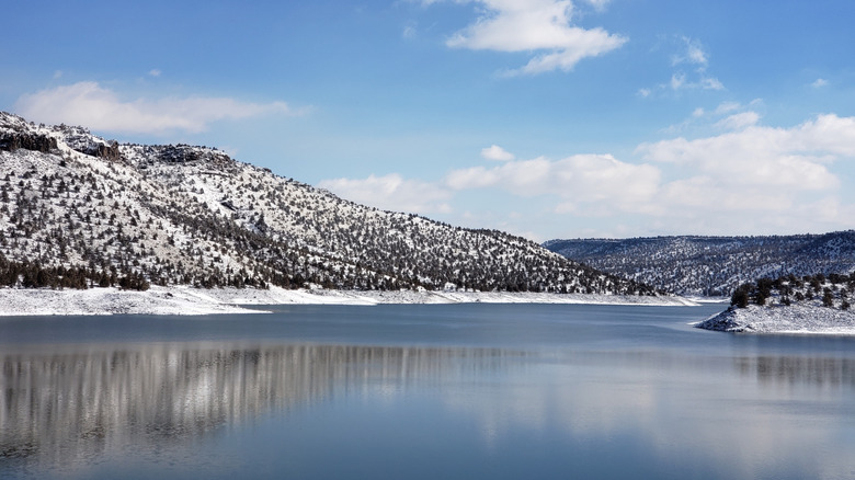 Prineville Reservoir State Park in the winter months