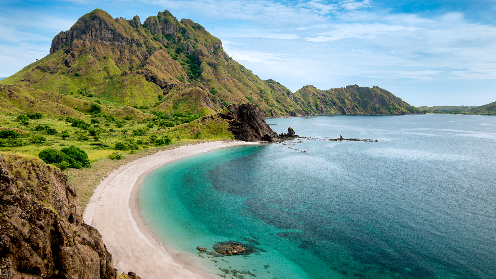 image.title Islands Of Fury: Indonesia’s Most Hazardous Shores