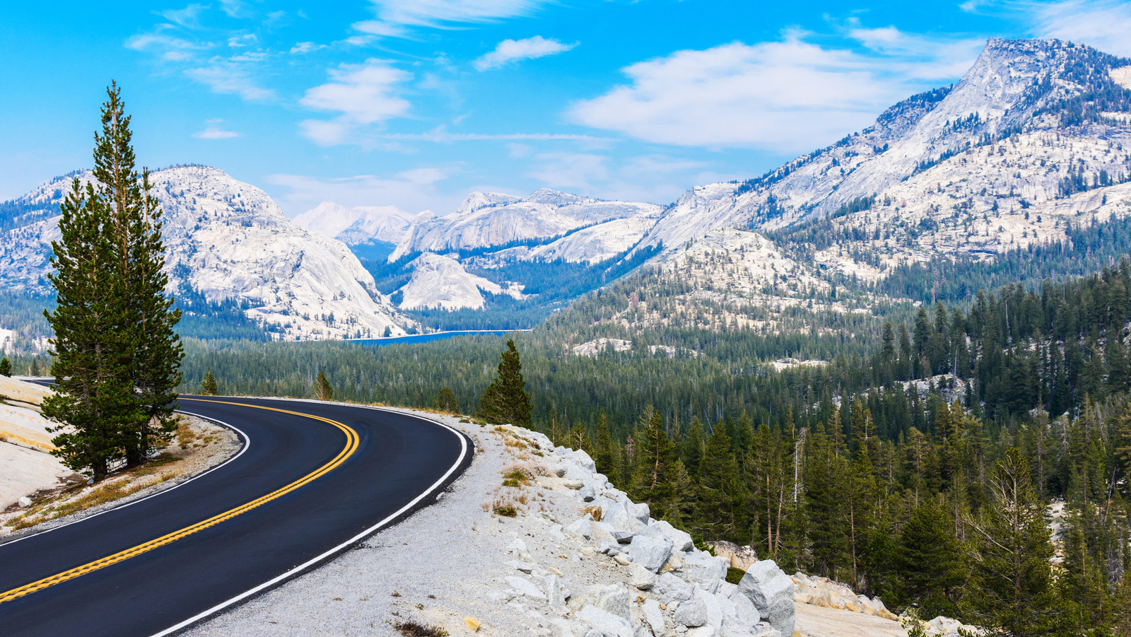 Due to extreme weather, Tioga Road to Yosemite closes for the winter