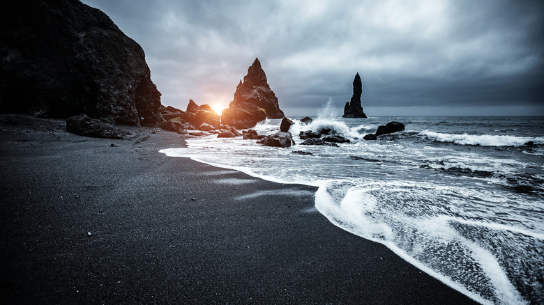 Reynisfjara Black Sand Beach 