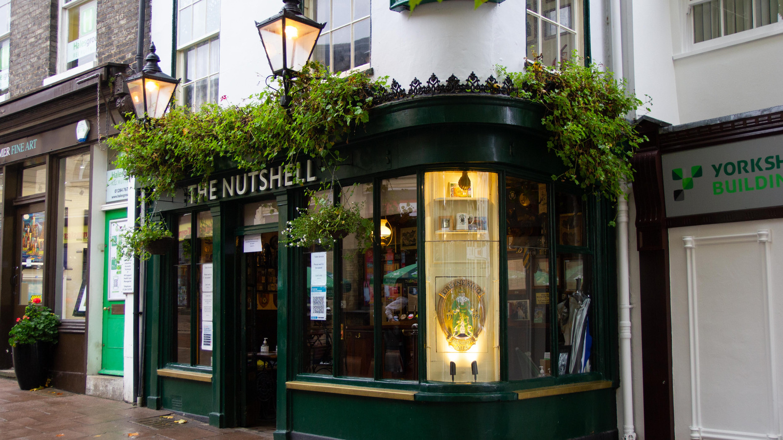 The Smallest Pub In Britain Holds A Haunting Secret london-s-record-breaking-pubs-highest-smallest-priciest-londonist