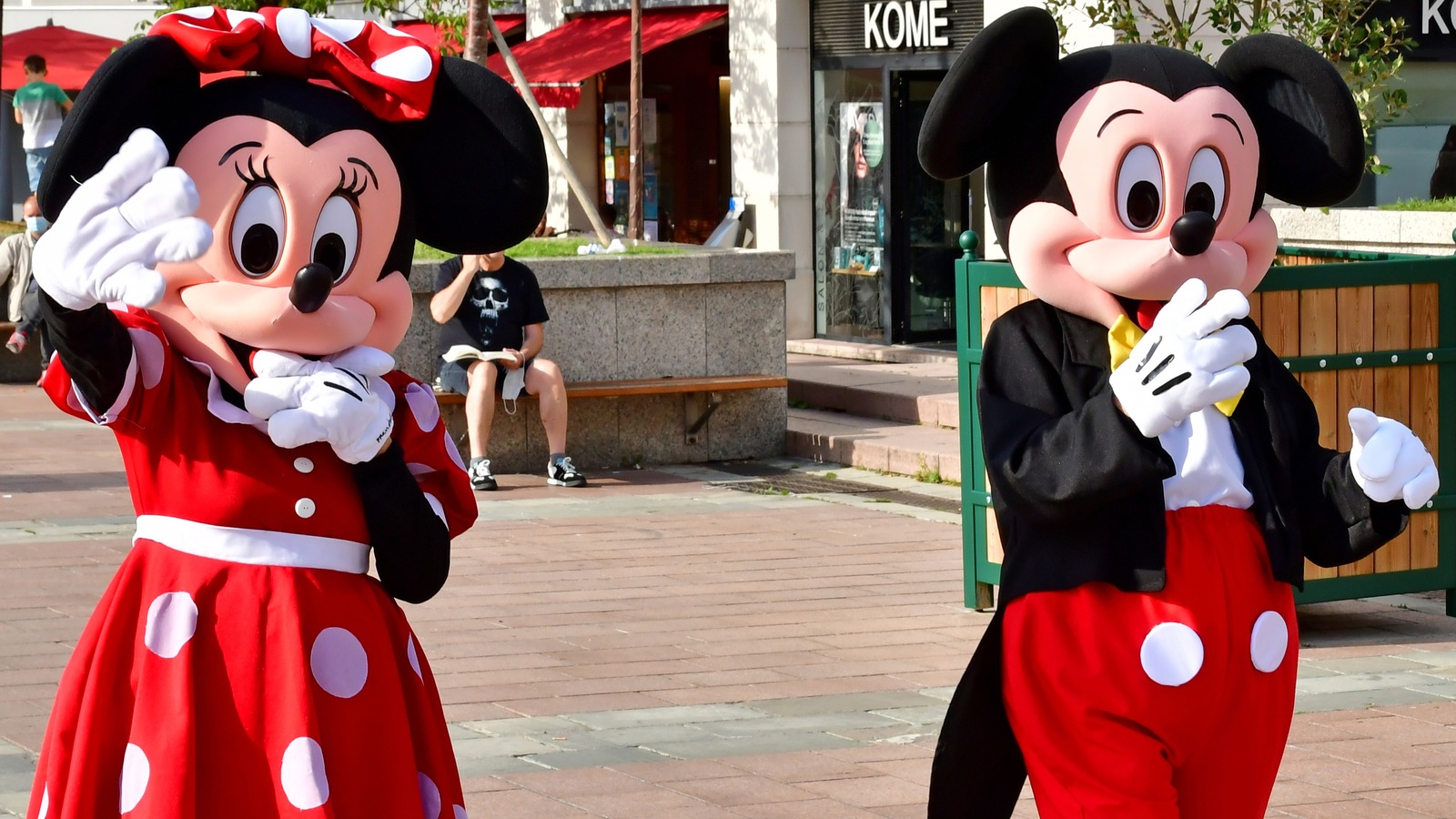 The Surprising Reason Why Adults Can't Dress Up At The Disney Parks
