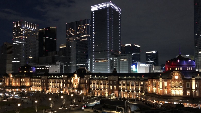 tokyo station long brick facade night