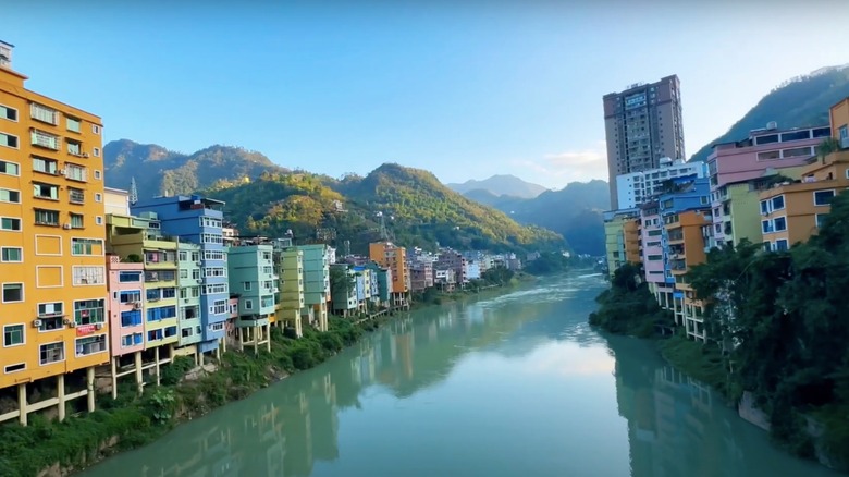 Yanjin buildings along river