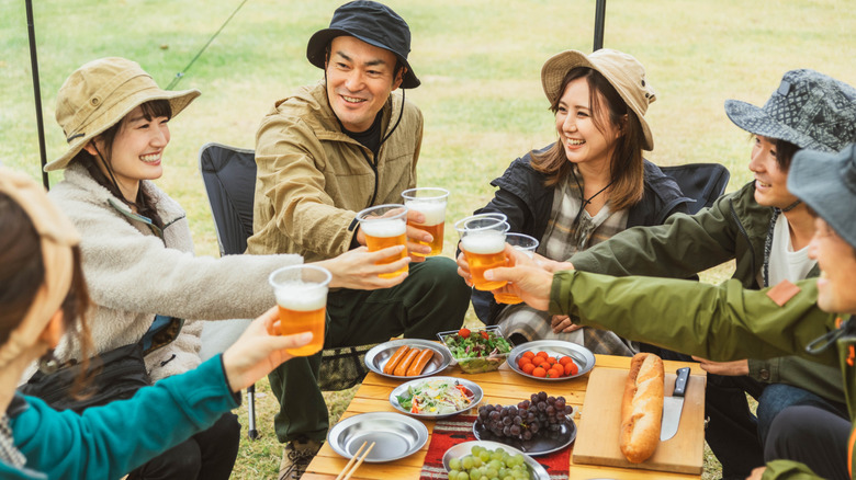 friends eating at camp