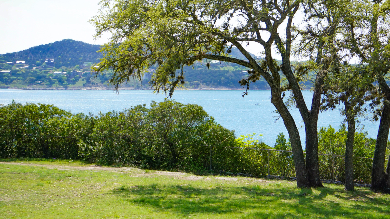 This Beautiful Lake Town In Texas Hill Country Is An Underrated Gem For Outdoor Recreation