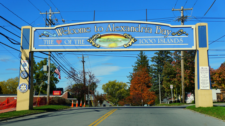 The arch entrance into Alexandria Bay.