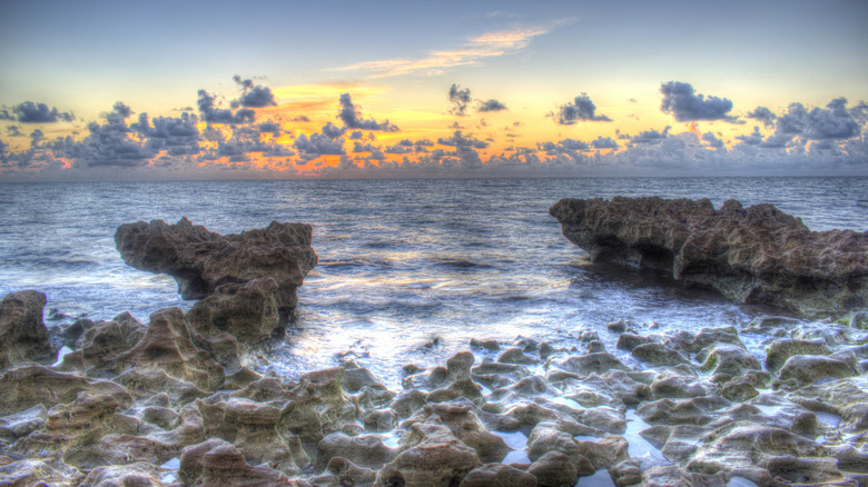 Sunrise at Coral Cove Park in Jupiter Island, Florida