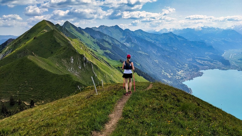 woman hiking Hardergrat trail