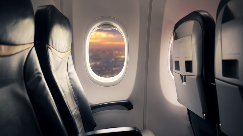 This Is The Best Airline Seat For Germaphobes