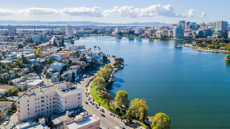 Old Downtown Oakland/ Lake Merritt