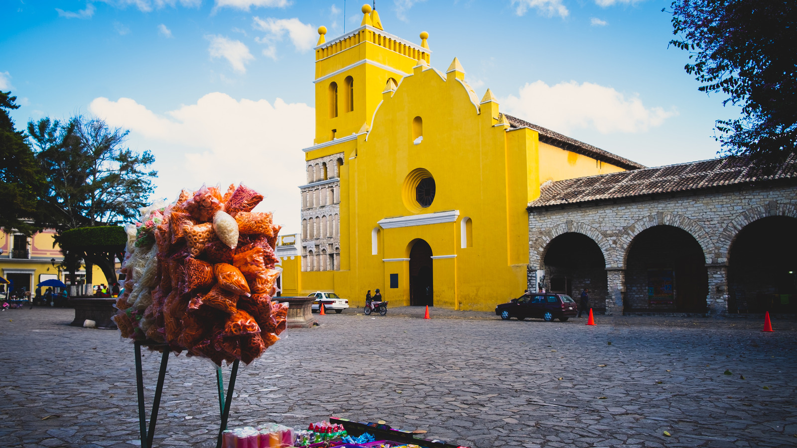 this-mexican-town-is-a-well-kept-secret-full-of-character-and-scenic-views