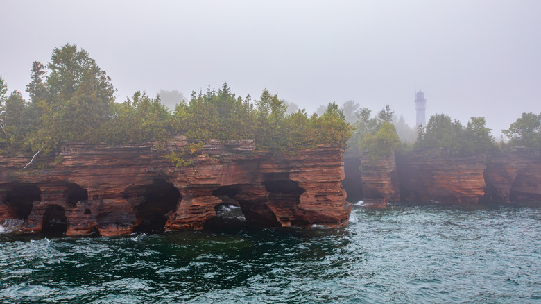 Dramatic rocks and mist at Devil's Lake State Park