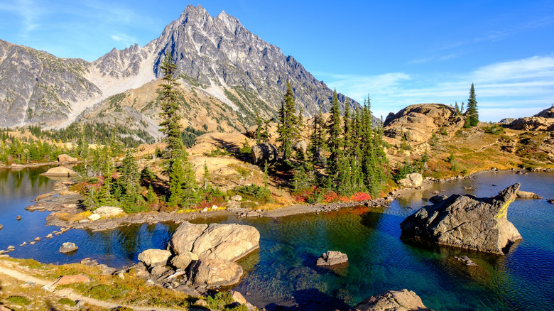 glacial Lake Ingalls with Mount Stuart in the background in the Cascade Range in Washington State