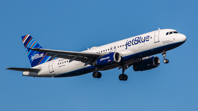 JetBlue aircraft